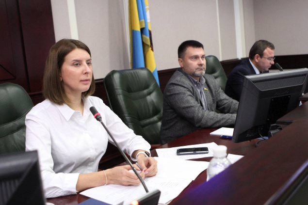 Сотрудникам Киевского облсовета установили зарплату (+документ)