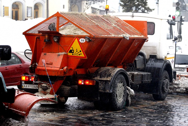 “Киевавтодор” отдаст 3 млн грн за соль для столичных дорог