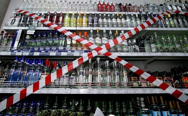Киевсовет планирует запретить продажу алкоголя в супермаркетах с 23:00 до 10:00