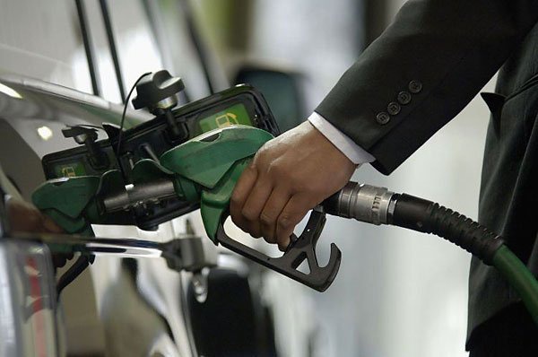 Цена на бензин и топливо в Киеве (12 февраля)