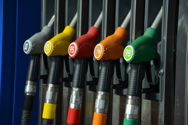 Цена на бензин и топливо в Киеве (17 февраля)