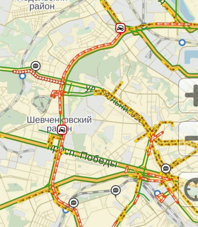 В Киеве заблокировано движение 8 троллейбусных маршрутов