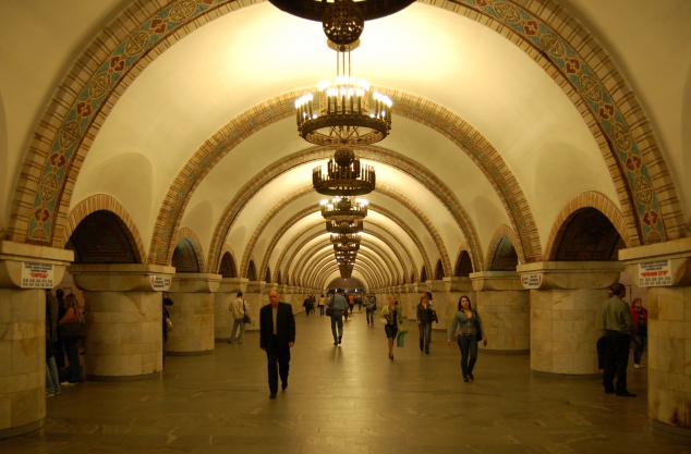 В 2016 году планируют разработать проект нового выхода на “Вокзальной” и инвестпроект метро на Троещину