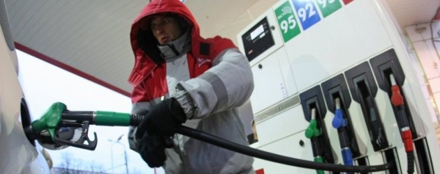 Цена на бензин и топливо в Киеве (23 марта)