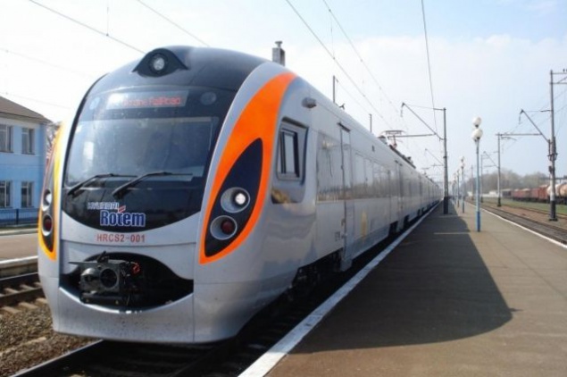 На Киевщине эвакуированы 359 пассажиров из поезда Интерсити из-за угрозы взрыва