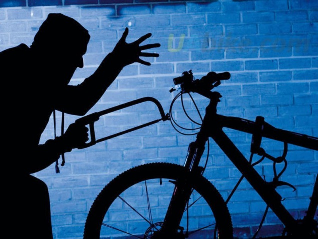 У работника посольства США в Украине украли велосипед в Киеве