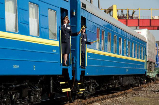 На выходные назначены два дополнительных поезда из Киева на Западную Украину