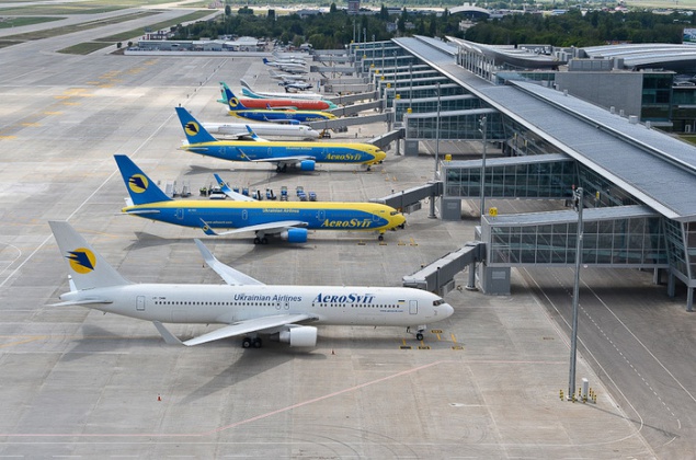 Аэропорт “Борисполь” отремонтирует транспорт за 1,5 млн гривен у брата экс-доверенного лица Тигипко