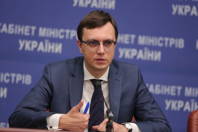Министр инфраструктуры Омелян хочет завести в правление “Укрзализныци” еще четырех иностранцев