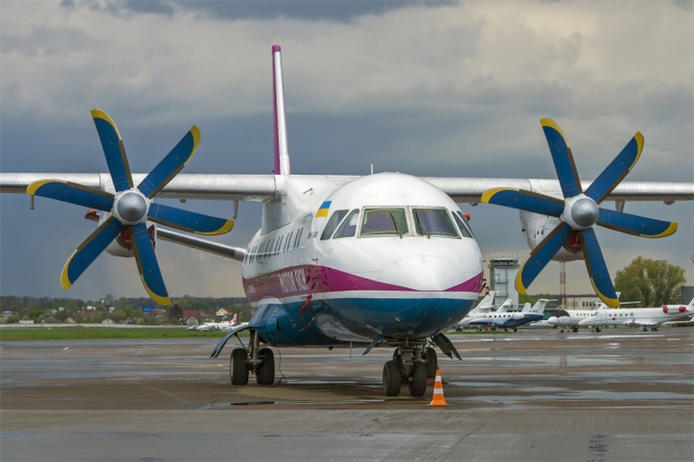 В аэропорту “Киев” (Жуляны) открываются новые рейсы в Одессу и Львов