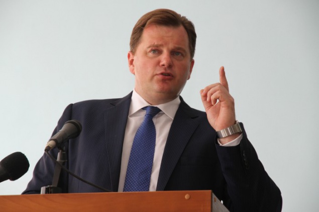 Губернатор Мельничук наказал чиновников, отвечающих за пассажирские перевозки