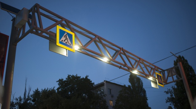 В Киеве появится новое освещение на 265 наземных пешеходных переходах