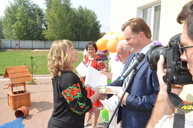 Губернатор Мельничук: “Финансирование детских домов семейного типа будет увеличено”