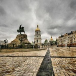 Дожили: Киев попал в десятку худших столиц