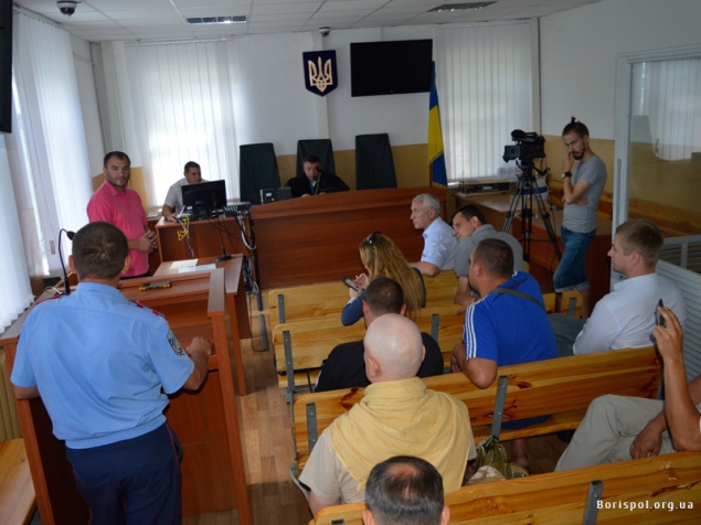 В Борисполе судят депутата, обругавшего крестный ход