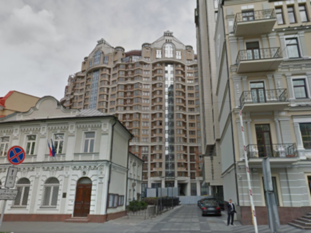 Совладельцы дома в Киеве завершили строительство без участия застройщика