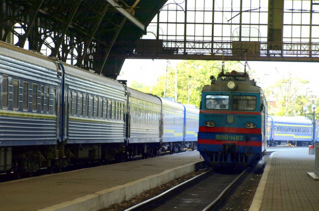 Дополнительный поезд Киев - Хмельницкий будет курсировать в воскресенье