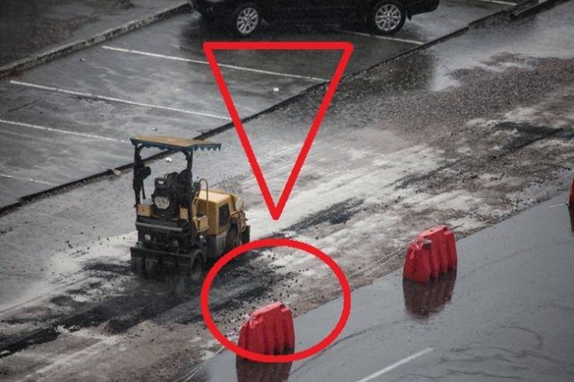 “Киевавтодор” открестился от скандального латания дороги в ливень