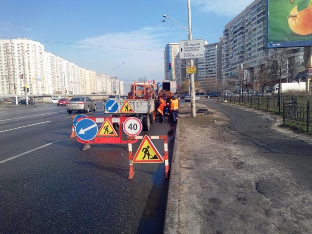“Киевавтодор” выделил экс-главному автодорожнику Украины 42,6 млн гривен на ремонт дороги в Оболонском районе
