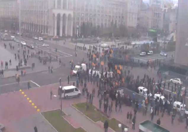 Центр Киева оказался в пробках из-за митинга протеста обманутых вкладчиков (фото, видео)
