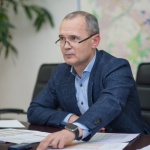 Геннадий Плис: “Мы сразу не планируем большую доходную часть бюджета, чтобы Киев не погряз в долгах”