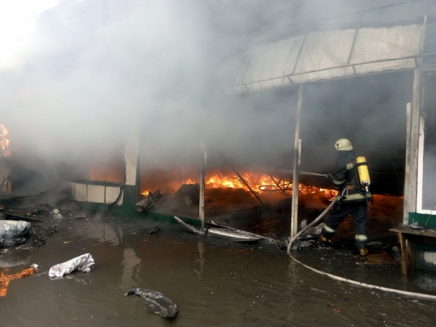 Пожар на рынке возле метро “Лесная” ликвидирован - последствия ужасны (видео)