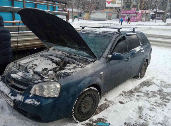 За сутки в Киеве сгорело два автомобиля (фото)