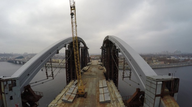 В Киевсовете не хотят выделять дополнительные 625,3 млн гривен на строительство Подольско-Воскресенского мостового перехода
