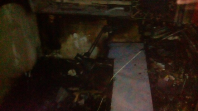 Из-за пожара в жилом доме в центре Киева пострадали два человека