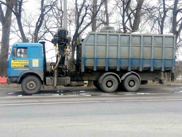 На Киевщине остановили грузовик, перевозивший 10 тонн металлолома без документов