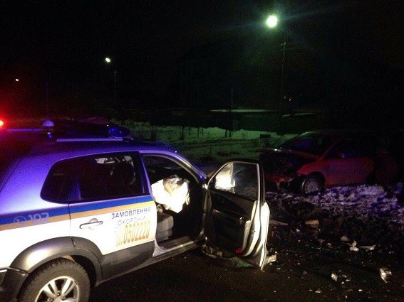 Угонщики в Киеве случайно украли автомобиль вместе с пассажиром (фото, видео)