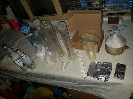 Под Киевом обнаружили наркотиков на миллион гривен (фото)