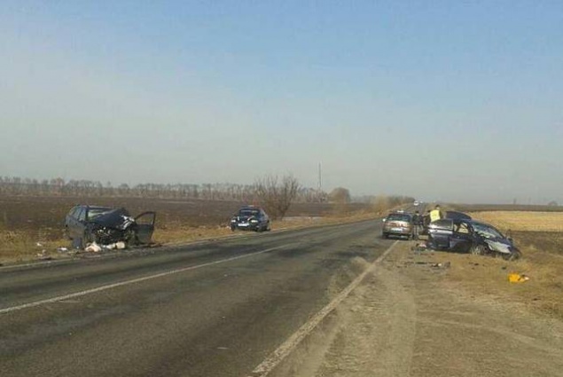 В результате ДТП на Киевщине погибли два человека, четверо - госпитализированы