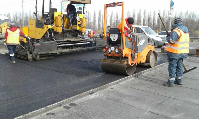 Завершен ремонт проезжей части Одесского путепровода