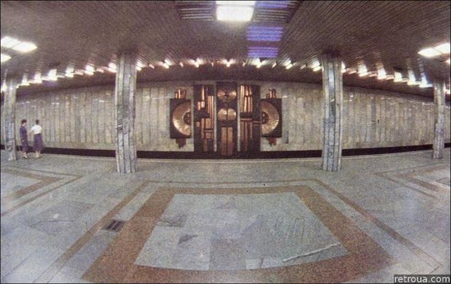 Киевляне имеют возможность принять участие в “судьбе“ станции метро ”Петровка”