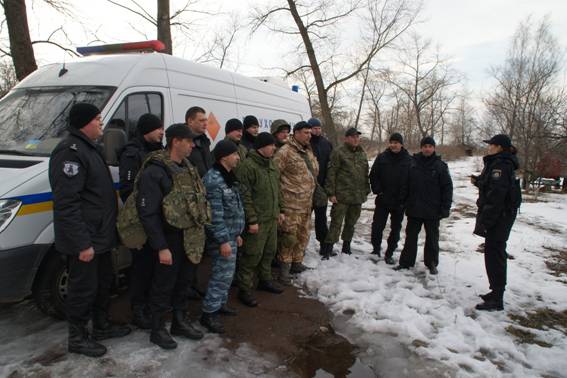 На Киевщине в полевых условиях обучали взрывотехников