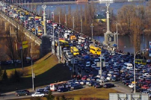 Киев перегнал Нью-Йорк по количеству автомобилей - эксперт