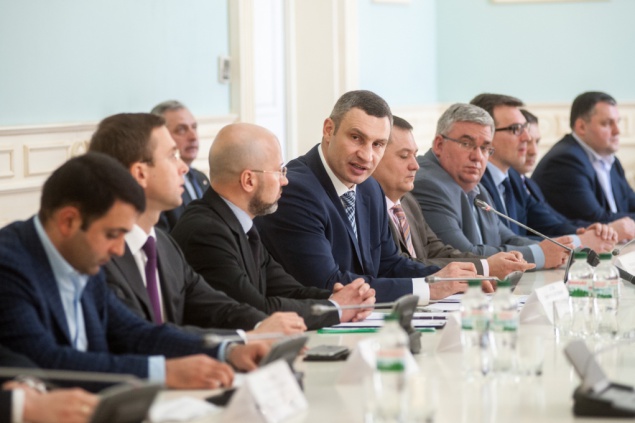Нефтегазовая Ассоциация Украины взялась помочь КГГА в борьбе против нелегальных заправок