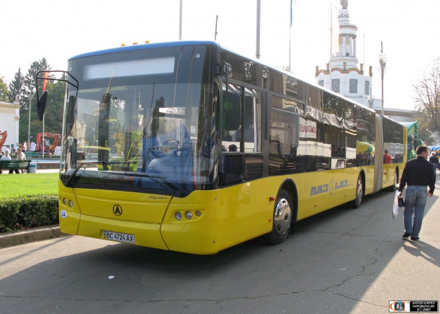 “Киевпастранс” в 2017 году потратит более миллиарда бюджетных гривен на закупку 100 автобусов и 80 троллейбусов