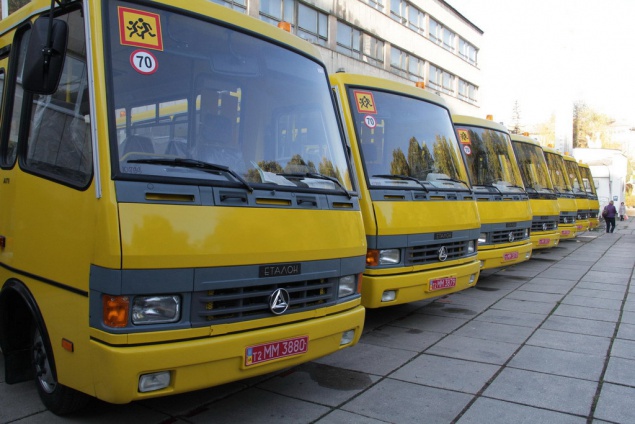 До конца этого года  Киевщину обещают на 100% обеспечить школьными автобусами (документ)
