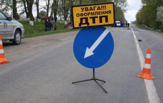 За выходные в ДТП на дорогах Киевщины погибло 5 человек, 18 - травмировано