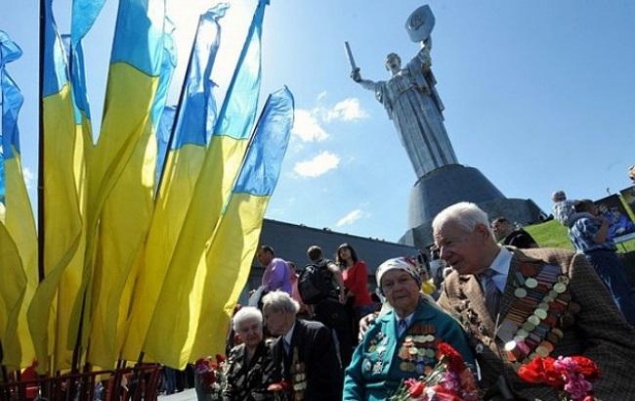 Ко Дню победы более 15 категорий киевлян получат материальную помощь
