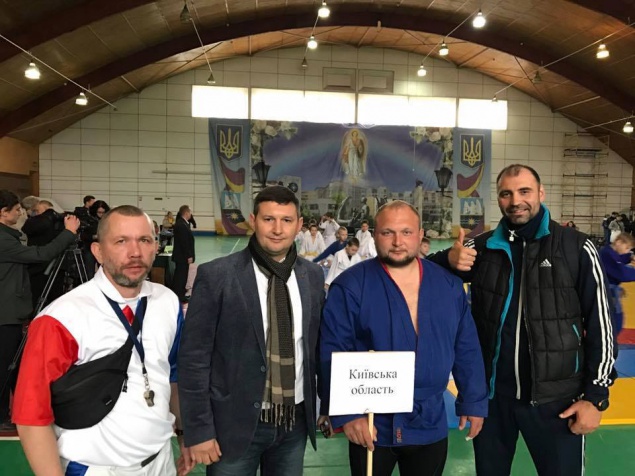 В Киевской области спортивные самбисты поборолись за Кубок Украины