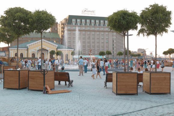 Ярмарка на 4,5 месяца: завтра в Киеве откроется “Феерический блюз на берегах Днепра”