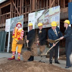 McDonald's хочет  землю под строительство жилья на Оболони