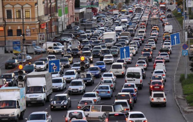 В Киеве могут запретить ремонт дорог в дневное время
