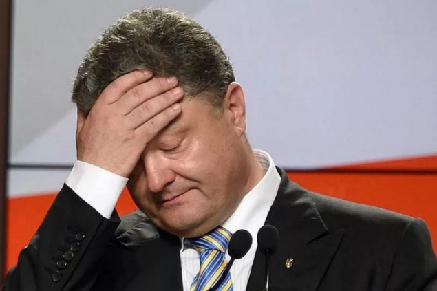 Киевская “Батькивщина” зарегистрировала проект решения об импичменте Порошенко