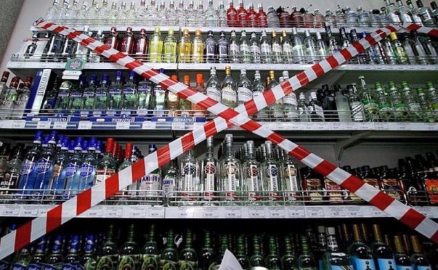 Запрет на продажу алкоголя ночью в Киеве остается в силе - Киевсовет