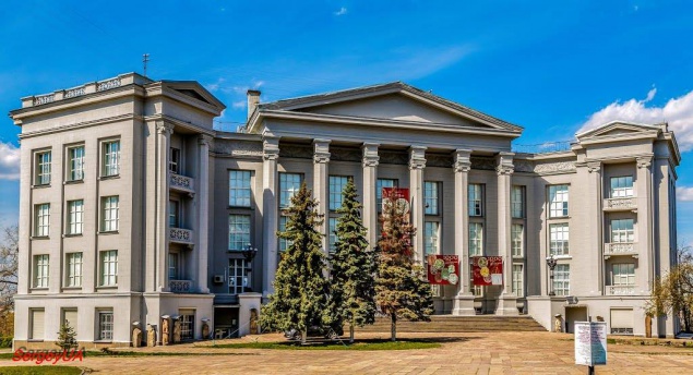 Здание Национального музея истории Украины в Киеве оказалось на грани разрушения из-за оползней (документы)