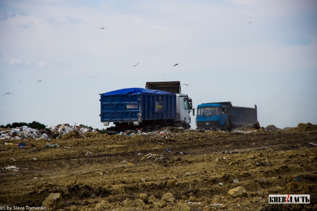 “Киевспецтранс” получил лицензию на захоронение бытовых отходов столицы